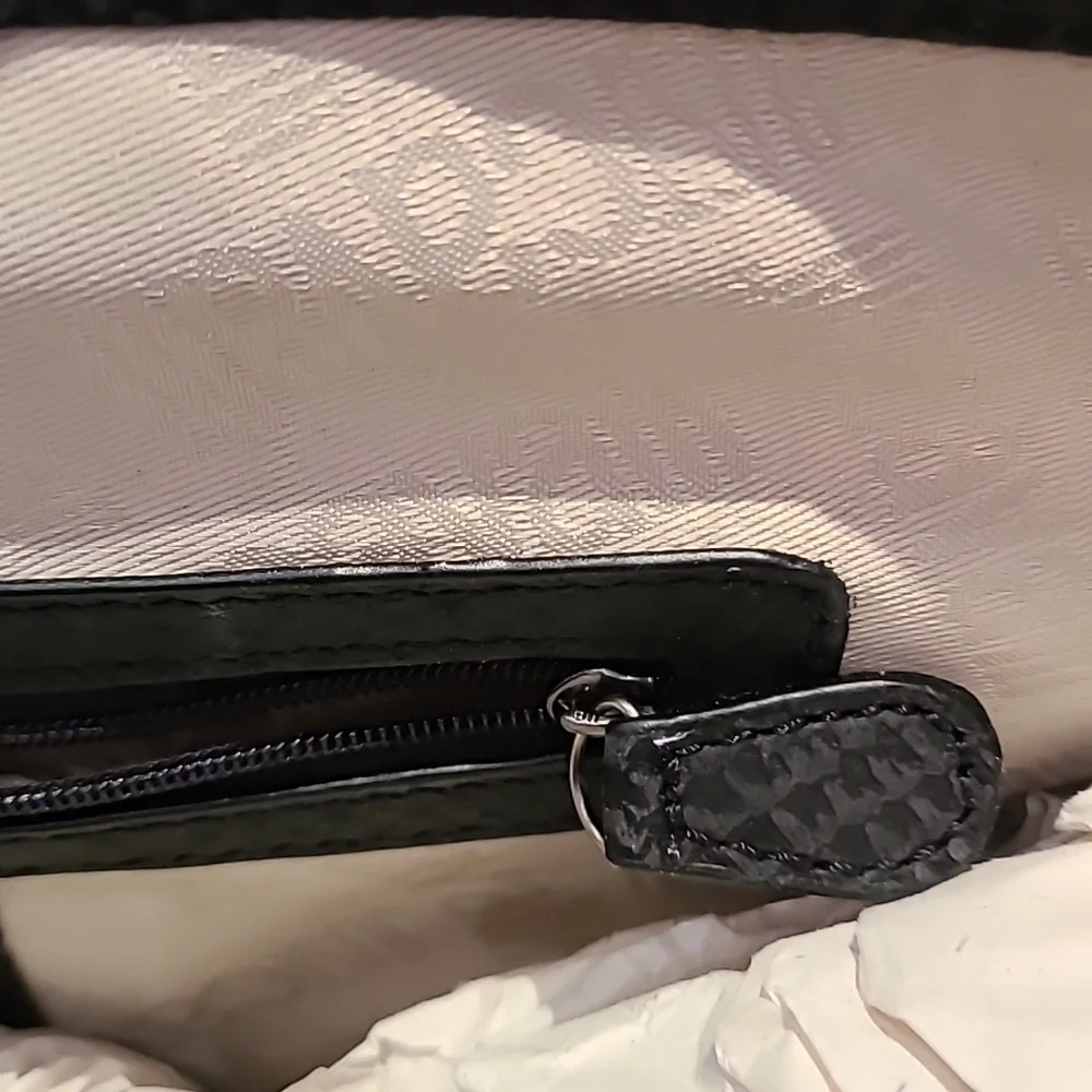 Just Cavalli brand new handbag with logo. - Picture 13 of 16